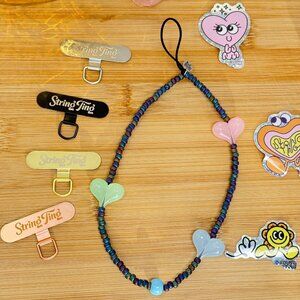 String Ting Pastel Hearts Beaded Phone Wristlet